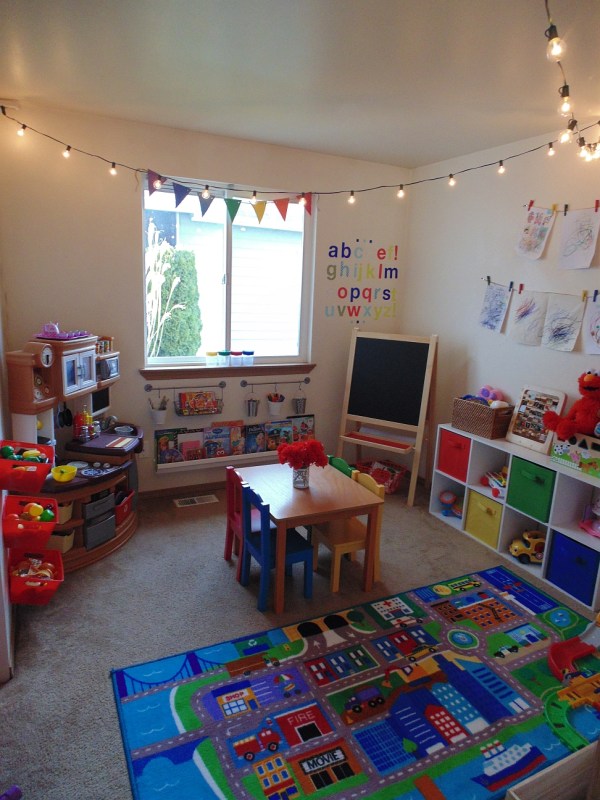 Playroom Makeover on a Budget 03